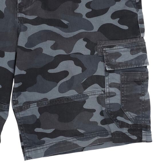 Sun + Stone Cargo Shorts Mens 34 Camo Camouflage Pockets Casual Modern Outdoor - Picture 6 of 13